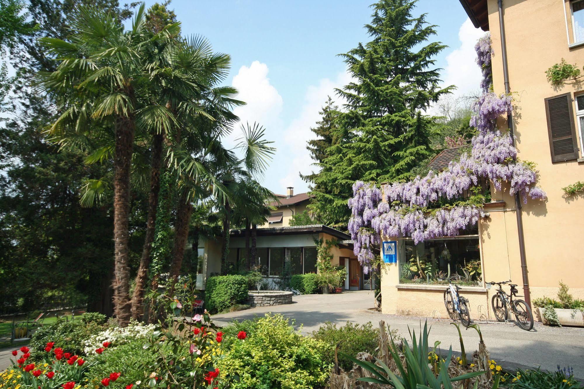 Lugano Savosa Youth Hostel Exterior photo
